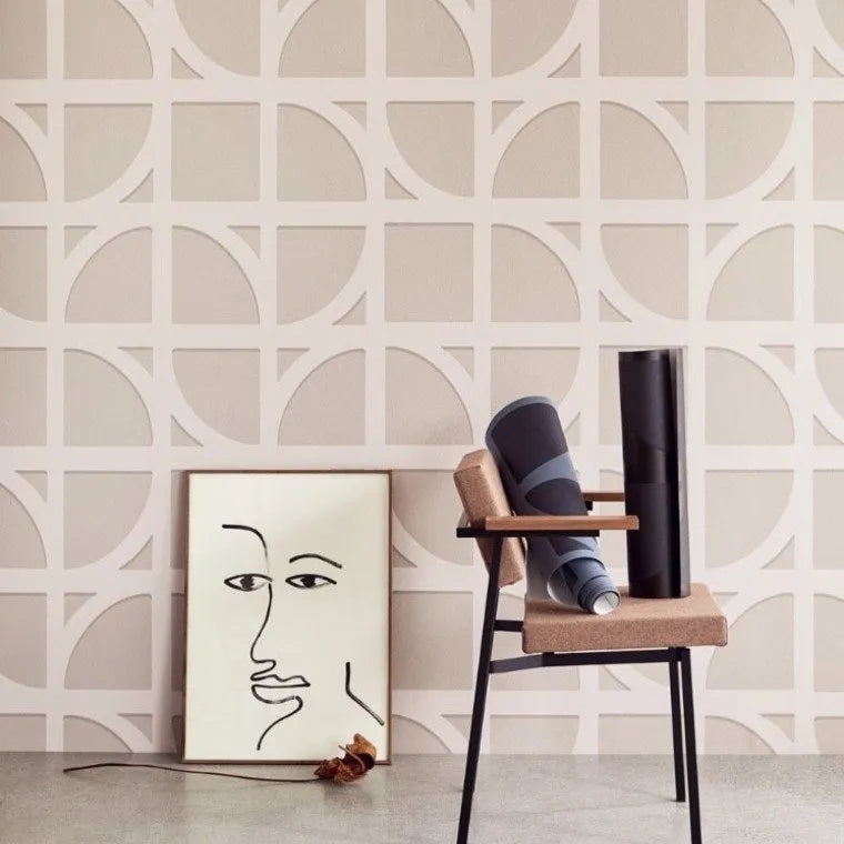 Closeup of a wallpaper showing its Art-Deco, Contemporary, Geometric, Neutrals, Unicolour pattern, color, and subtle texture.